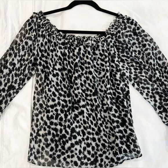 Animal Print Ruffle On Off Shoulder Elastic Trim Blouse Black White Petite L NWT - Picture 12 of 13